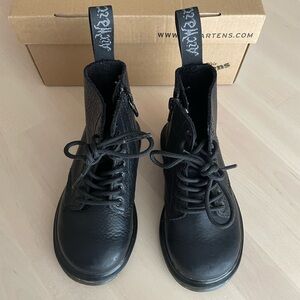 Dr Martens kids 1460 Pacal mono black boots